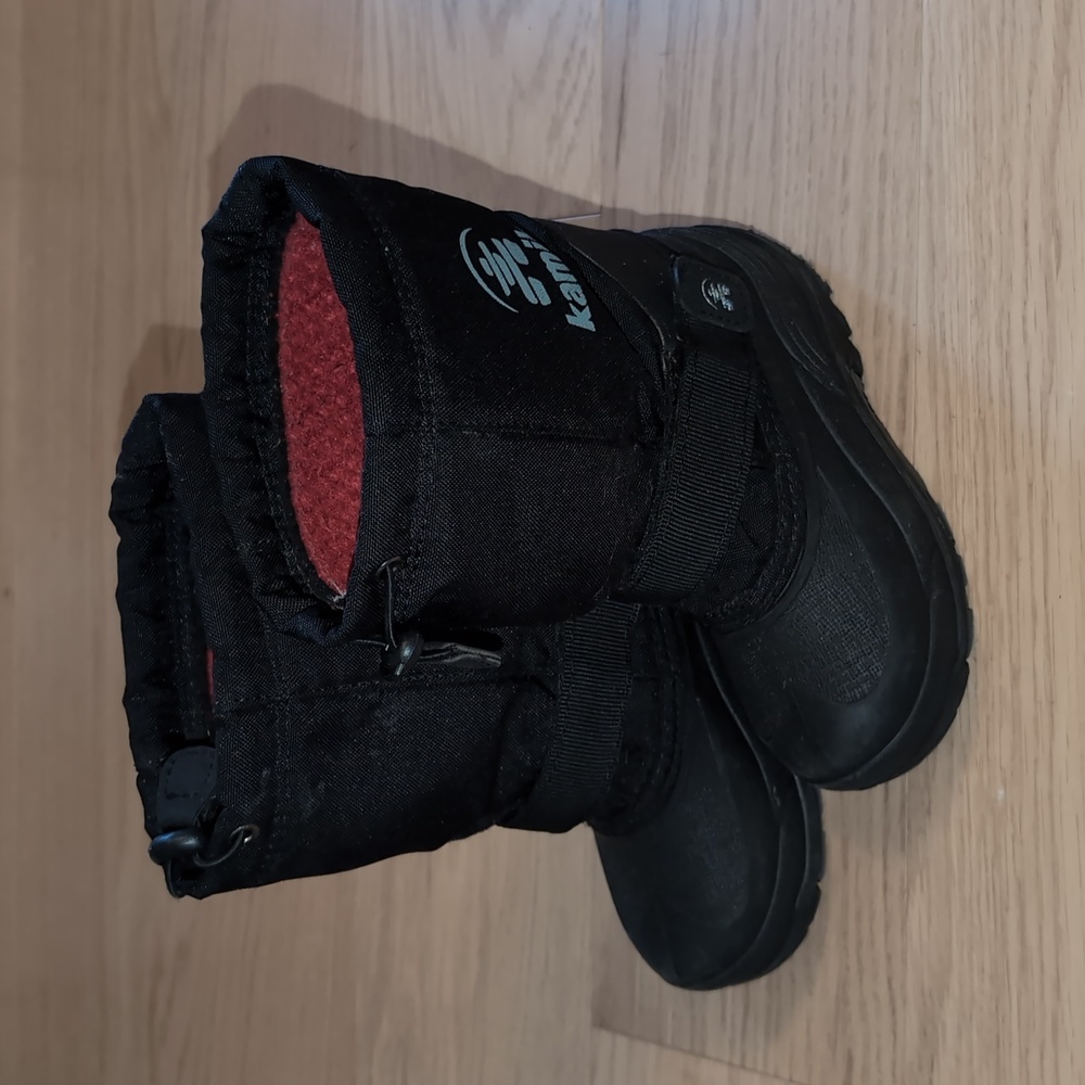 Kamik Rocket Black Boots with Red Interior